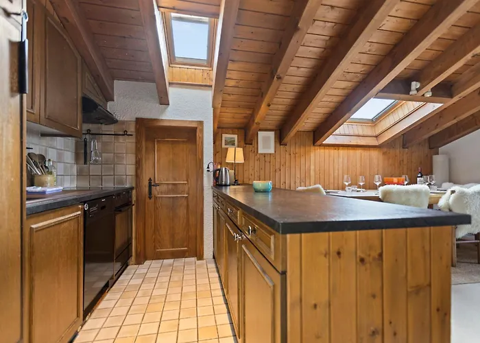 Piscine, & Vue Sur Le - 6 Pers *