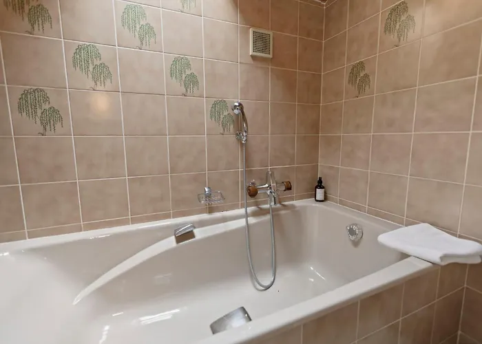 Piscine, & Vue Sur Le - 6 Pers Кран-Монтана